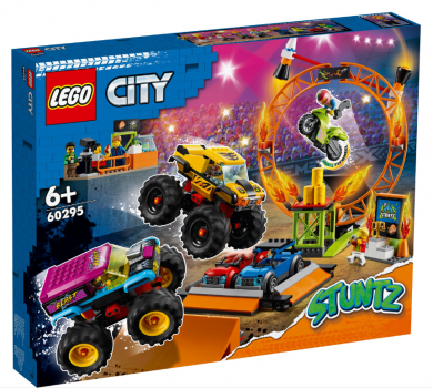 Конструктор LEGO CITY `Арена для шоу каскадёров`