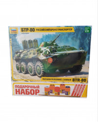 Сборная модель `Советский БТР-80`