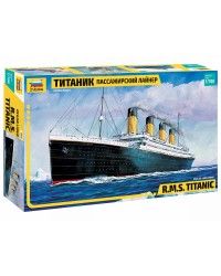 Пассажирский лайнер `Титаник`